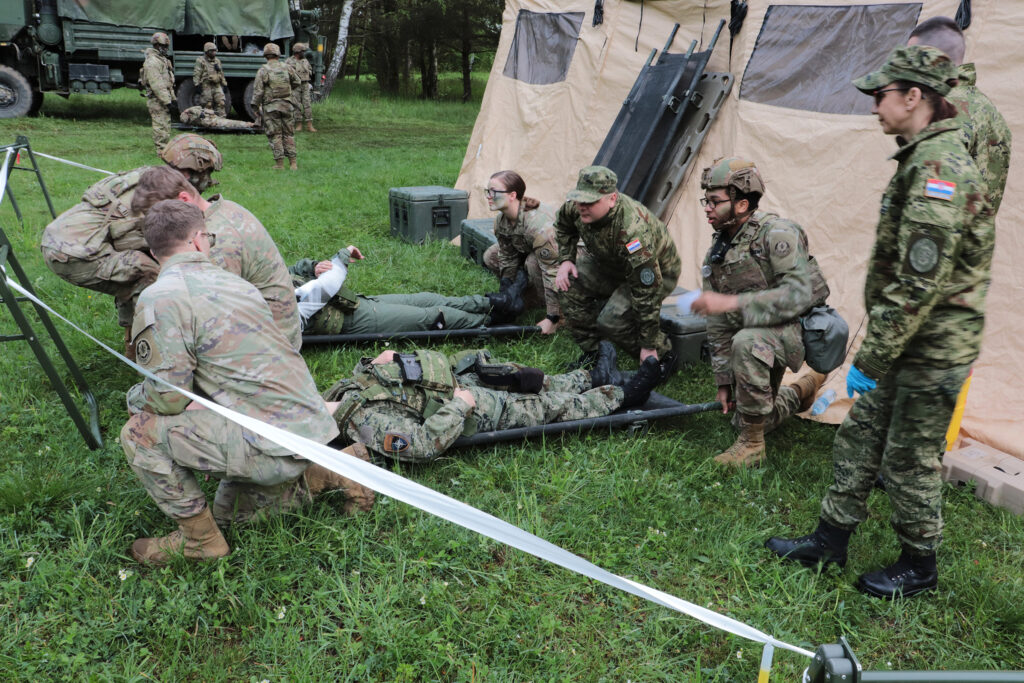 Slika https://www.morh.hr/wp-content/uploads/2023/05/2023-05-18-griffin-shock-23-1024x683.jpg