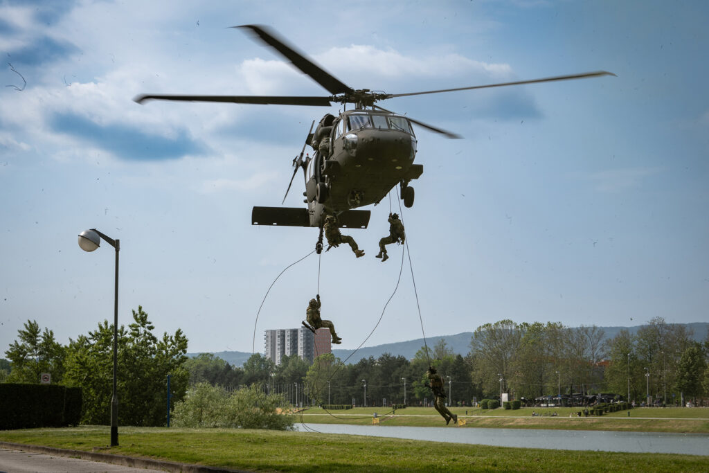 Slika https://www.morh.hr/wp-content/uploads/2023/05/2023-05-28-vjezbe-1024x683.jpg