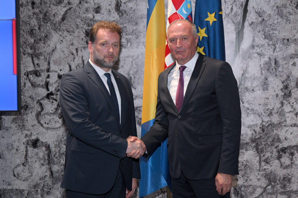 Slika https://www.morh.hr/wp-content/uploads/2023/06/2023-06-20-bih-1024x683.jpg