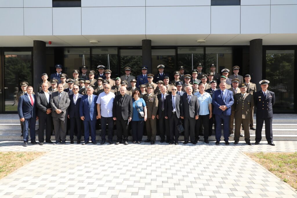 Slika https://www.morh.hr/wp-content/uploads/2023/06/2023-06-27-1-narastaj-zss-1024x683.jpg