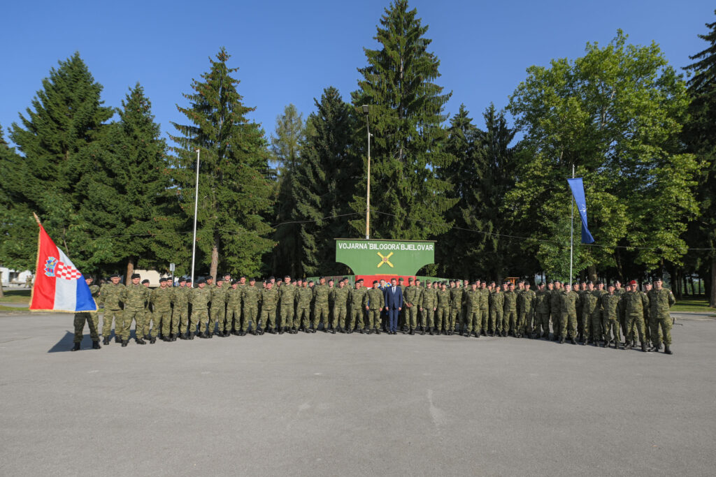 Slika https://www.morh.hr/wp-content/uploads/2023/07/2023-07-17-12.hrvcon-1024x683.jpg