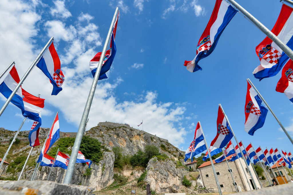 Slika https://www.morh.hr/wp-content/uploads/2023/08/2023-08-05-cestitka-w-1024x683.jpg