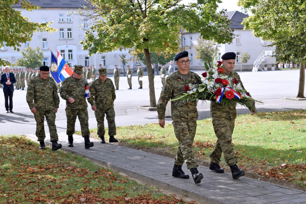 Slika https://www.morh.hr/wp-content/uploads/2023/10/2023-10-10-18-oblj-sredisnjice-1024x683.jpg