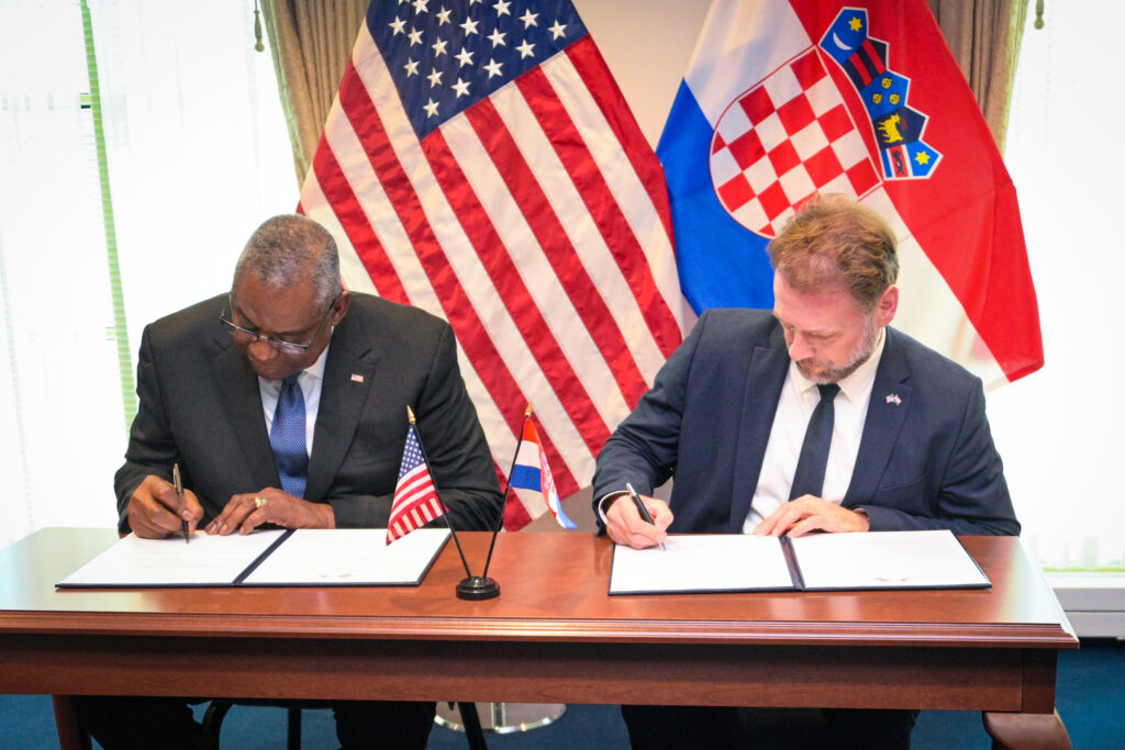 Slika https://www.morh.hr/wp-content/uploads/2023/10/2023-10-19-pentagon-1024x683.jpg