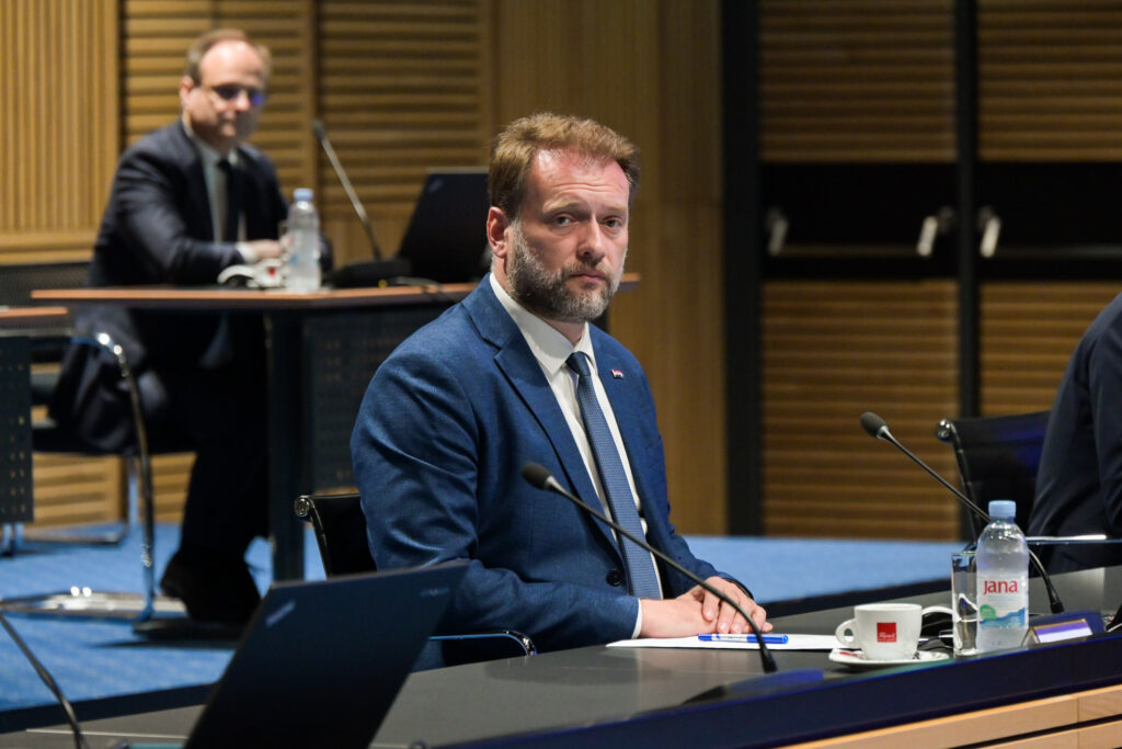 Slika https://www.morh.hr/wp-content/uploads/2023/10/2023-10-25-vlada-1024x683.jpg