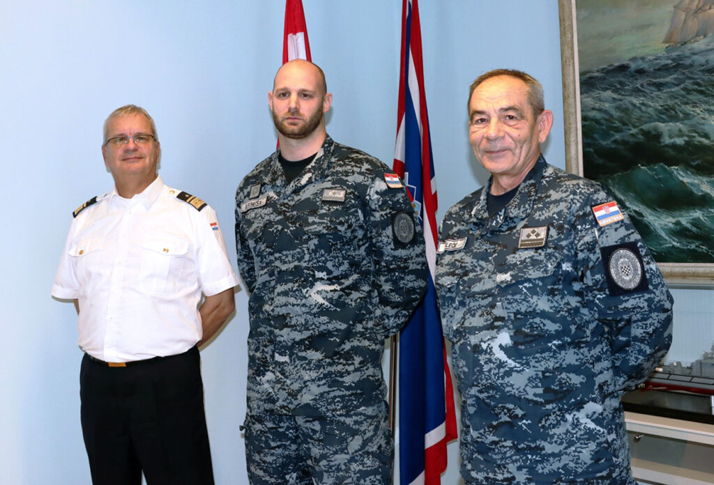 Slika https://www.morh.hr/wp-content/uploads/2023/11/2023-11-03-hrm-snmcmg-2-05-1024x696.jpg