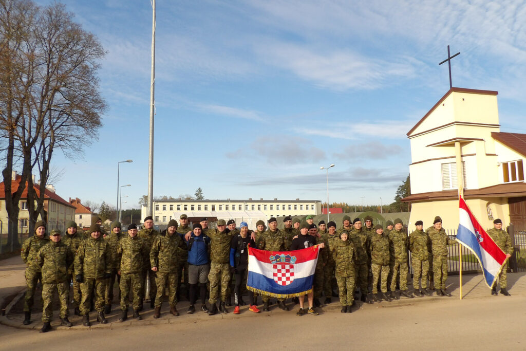 Slika https://www.morh.hr/wp-content/uploads/2023/11/2023-11-22-poljska-vukovar-1024x683.jpg