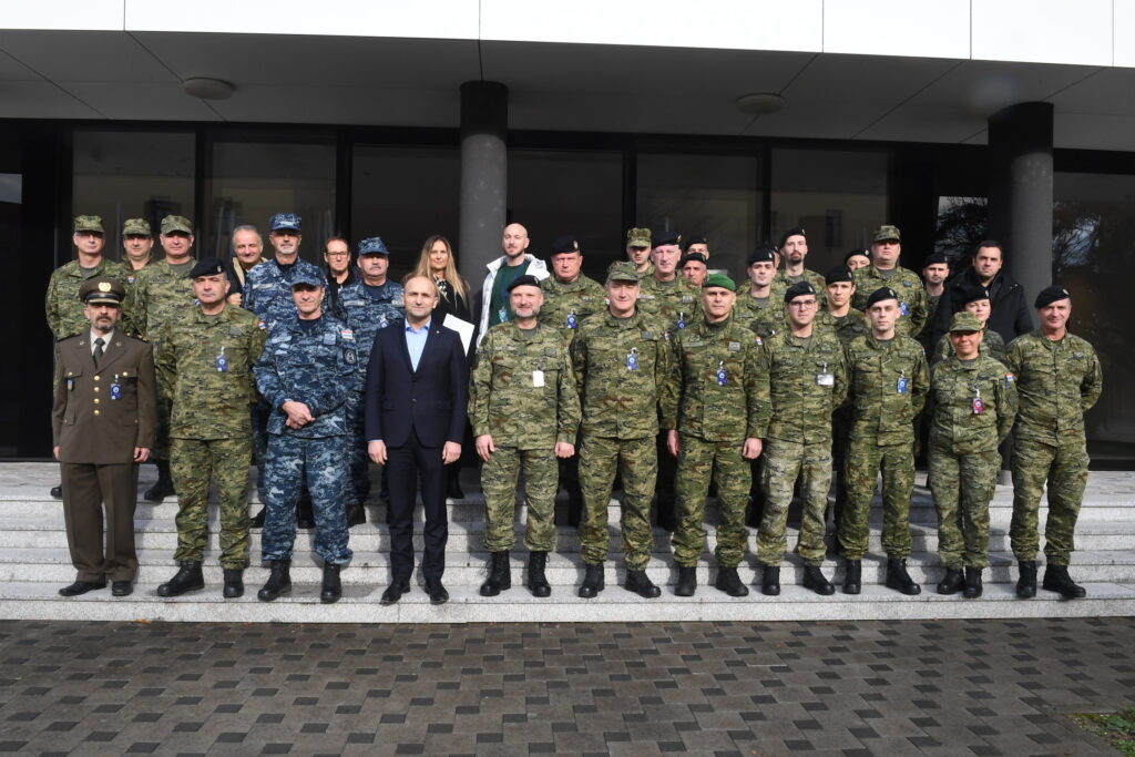 Slika https://www.morh.hr/wp-content/uploads/2023/12/2023-12-01-cyber-coalition--1024x683.jpg