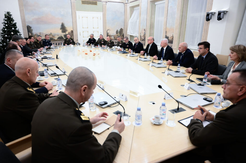 Slika https://www.morh.hr/wp-content/uploads/2023/12/2023-12-21-vlada-rh-1024x681.jpg