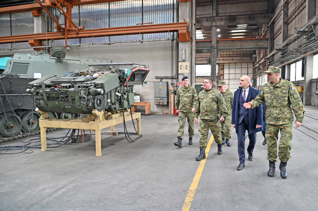 Slika https://www.morh.hr/wp-content/uploads/2024/01/2024-01-02-remontni-zavod-17-1024x681.jpg