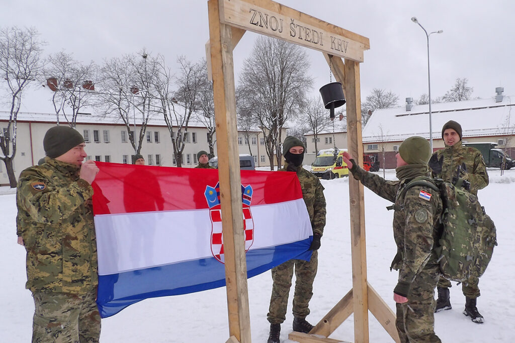 Slika https://www.morh.hr/wp-content/uploads/2024/01/2024-01-08-natjecanje-poljska-1024x683.jpg