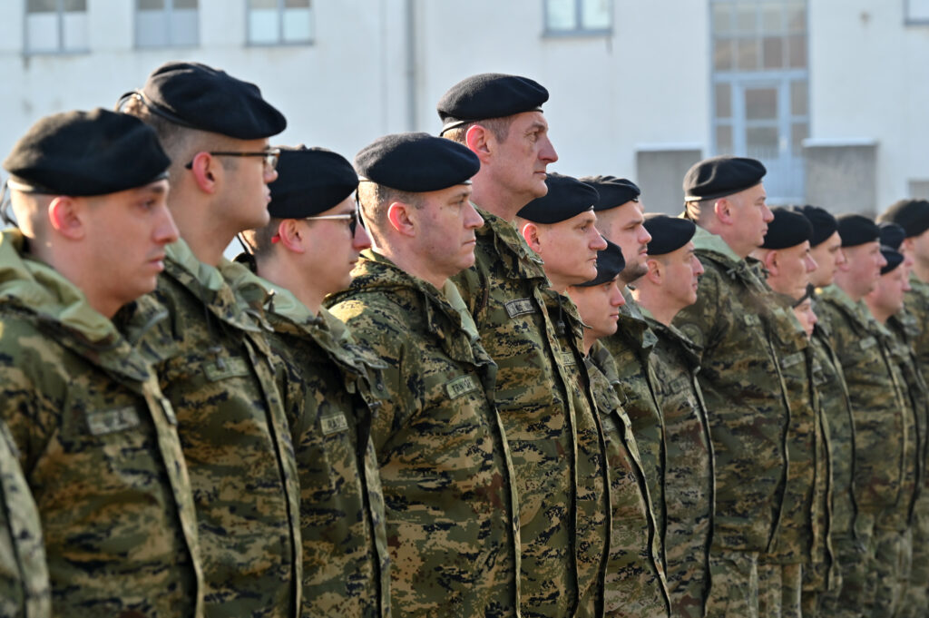 Slika https://www.morh.hr/wp-content/uploads/2024/01/2024-01-23-ispracaj-bjelovar-1024x681.jpg