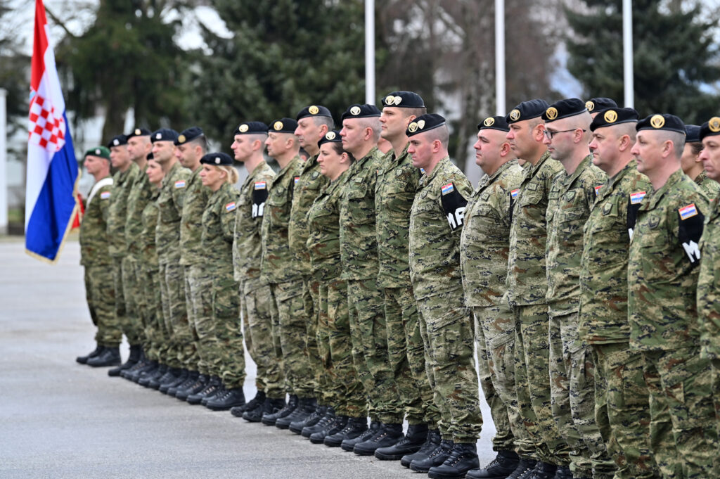 Slika https://www.morh.hr/wp-content/uploads/2024/02/2024-02-12-ispracaj-hrvcon-u-madjarsku-1024x681.jpg