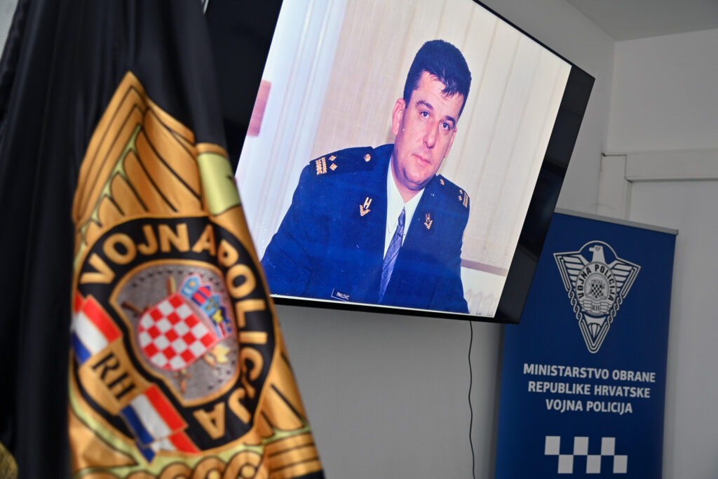 Slika https://www.morh.hr/wp-content/uploads/2024/03/2024-03-01-vp-ante-pavlovic-1024x683.jpg