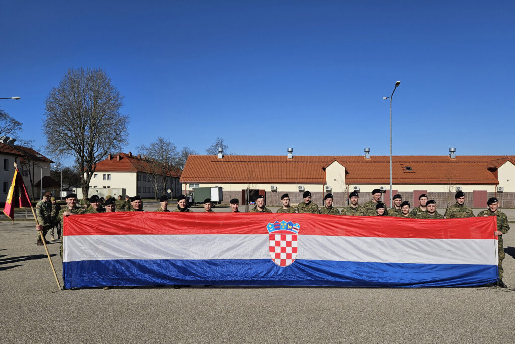 Slika https://www.morh.hr/wp-content/uploads/2024/03/2024-03-08-natjecanje-iron-panther-1024x683.jpg