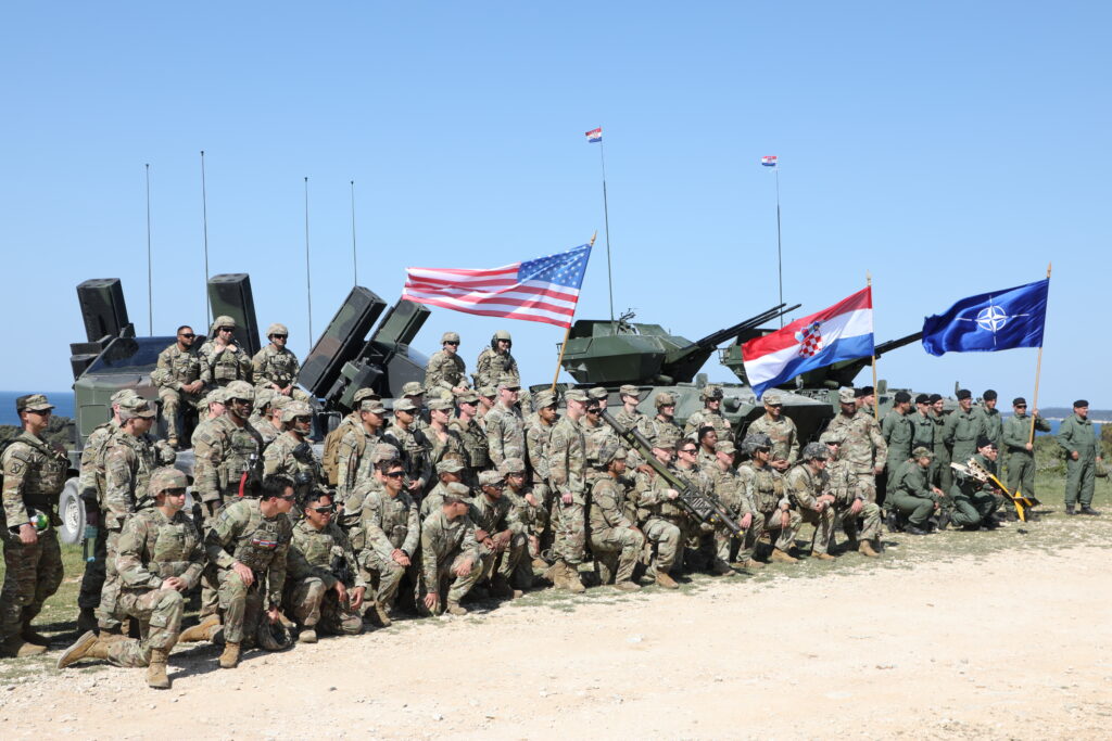 Slika https://www.morh.hr/wp-content/uploads/2024/04/2024-04-12-mistral-1024x683.jpg