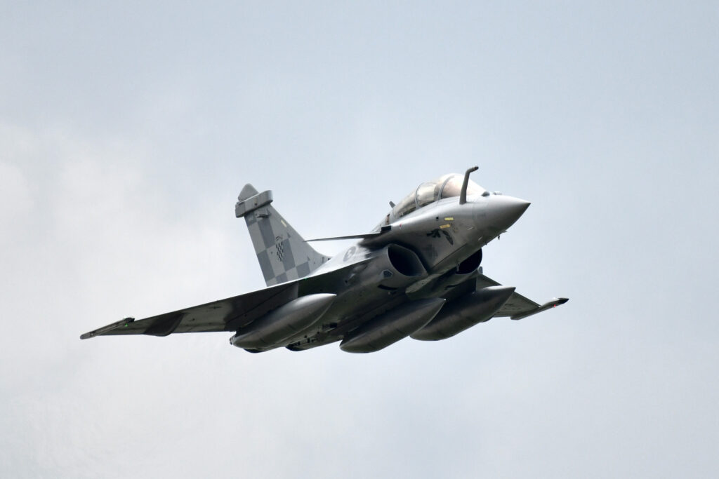 Slika https://www.morh.hr/wp-content/uploads/2024/05/2024-05-01-rafale-prelet-1024x683.jpg