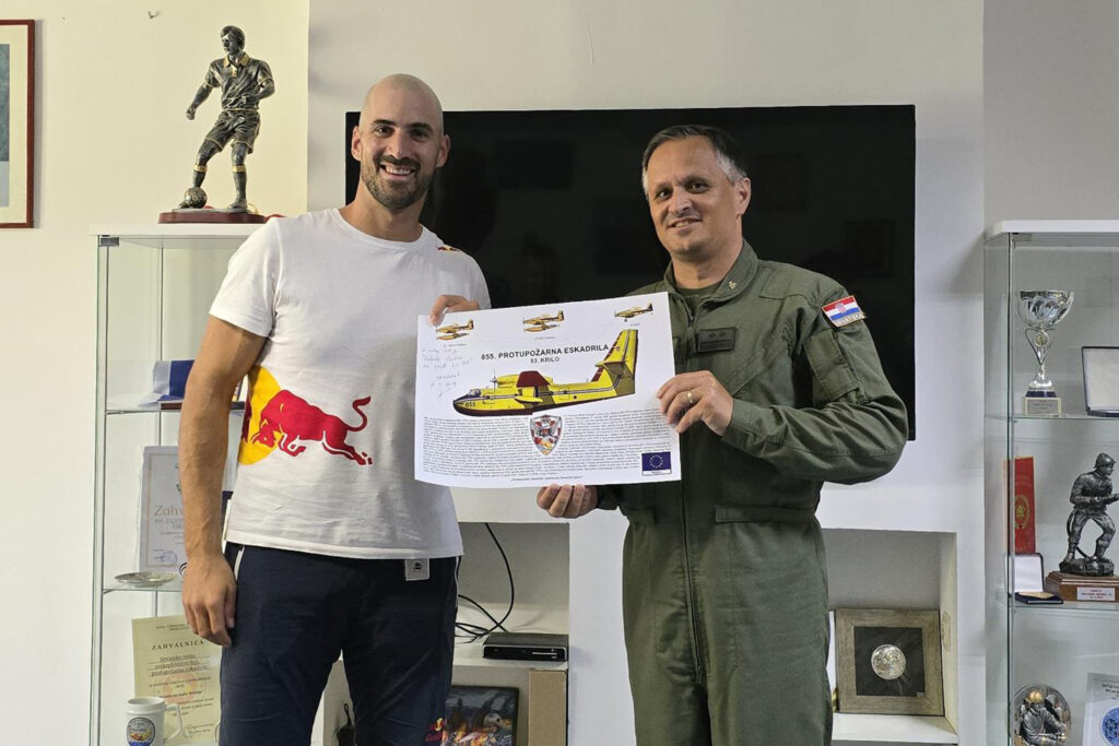 Slika https://www.morh.hr/wp-content/uploads/2024/05/2024-05-08-sinkovic-1024x683.jpg