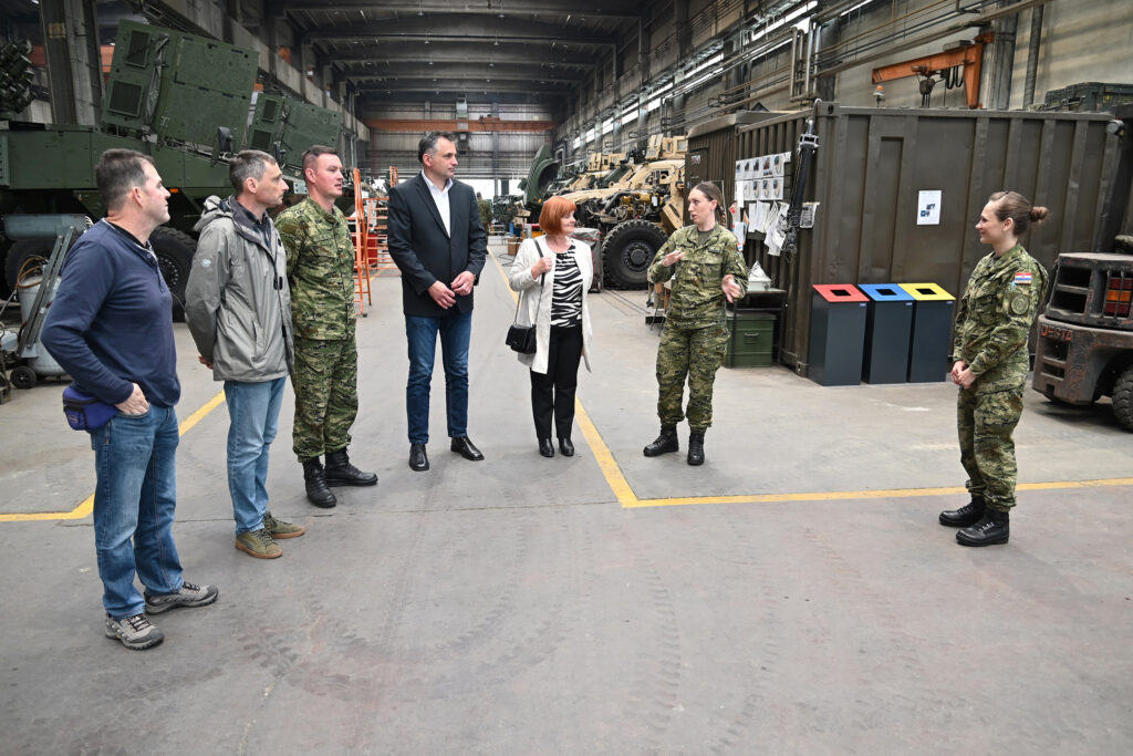 Slika https://www.morh.hr/wp-content/uploads/2024/05/2024-05-17-remontni-zavod-1-1024x683.jpg