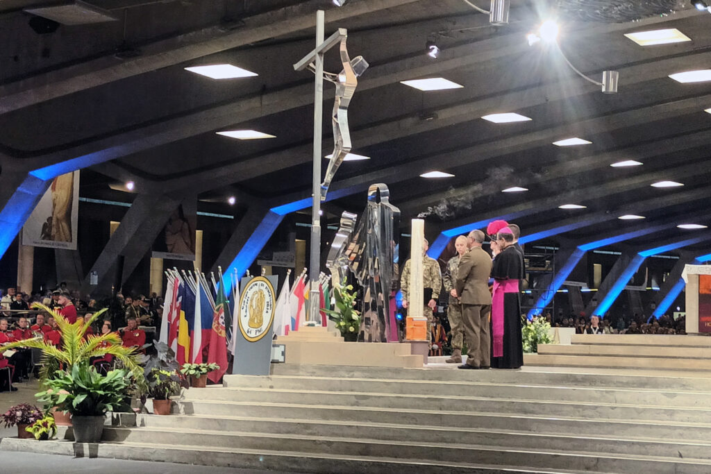 Slika https://www.morh.hr/wp-content/uploads/2024/05/2024-05-27-lourdes-misa-u-nedjelju-1024x683.jpg