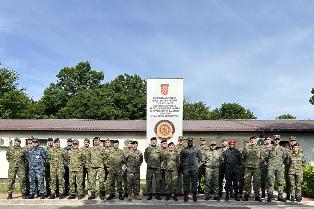 Slika https://www.morh.hr/wp-content/uploads/2024/05/2024-05-28-smvo-1024x683.jpg