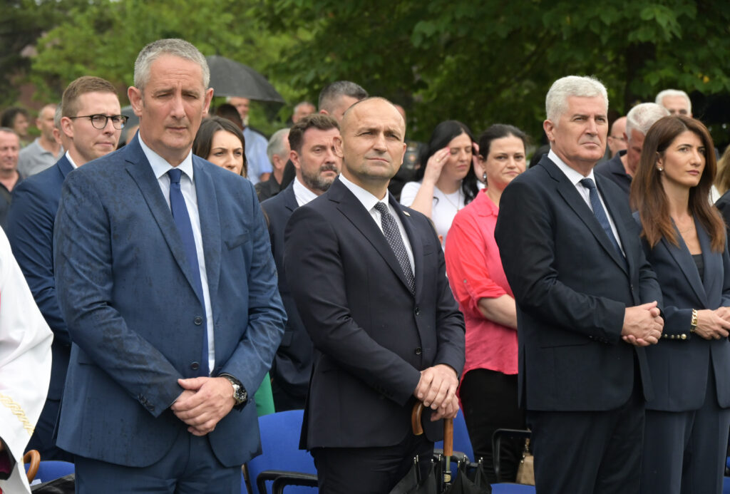 Slika https://www.morh.hr/wp-content/uploads/2024/06/2024-06-11-zore-slobode-1024x693.jpg