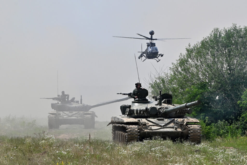 Slika https://www.morh.hr/wp-content/uploads/2024/06/2024-06-21-hkov-i-hrz-1024x683.jpg