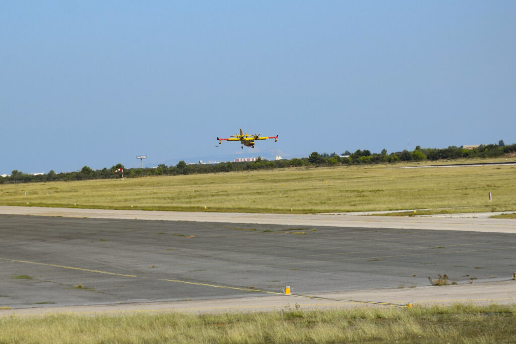 Slika https://www.morh.hr/wp-content/uploads/2024/06/2024-06-24-canadiar-1024x683.jpg