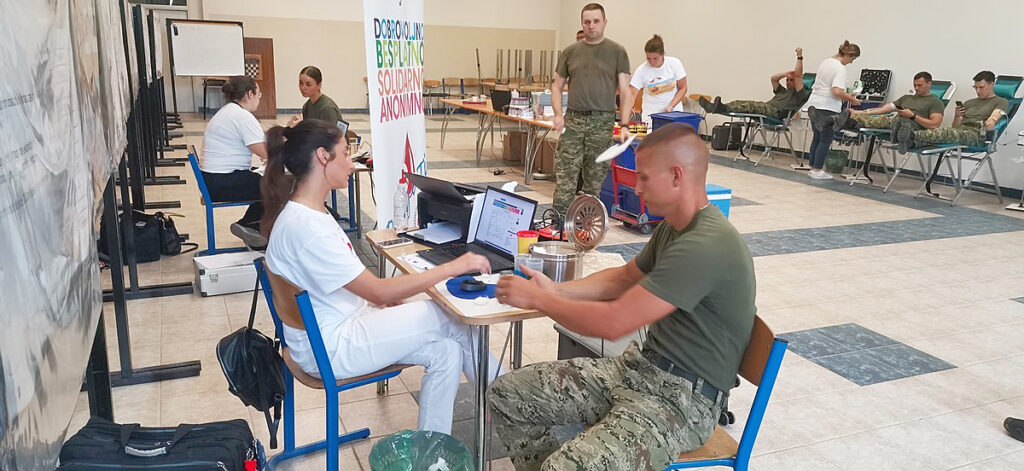 Slika https://www.morh.hr/wp-content/uploads/2024/07/2024-07-18-darivanje-krvi--1024x471.jpg