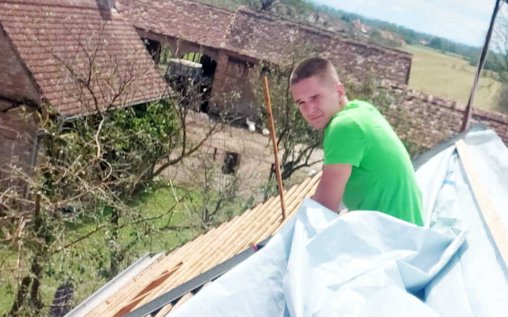 Slika https://www.morh.hr/wp-content/uploads/2024/07/2024-07-19-kadet-david-topic-1024x640.jpg