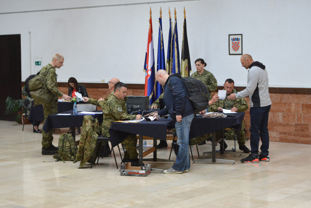 Slika https://www.morh.hr/wp-content/uploads/2024/09/2024-09-17-pricuva-1024x683.jpg