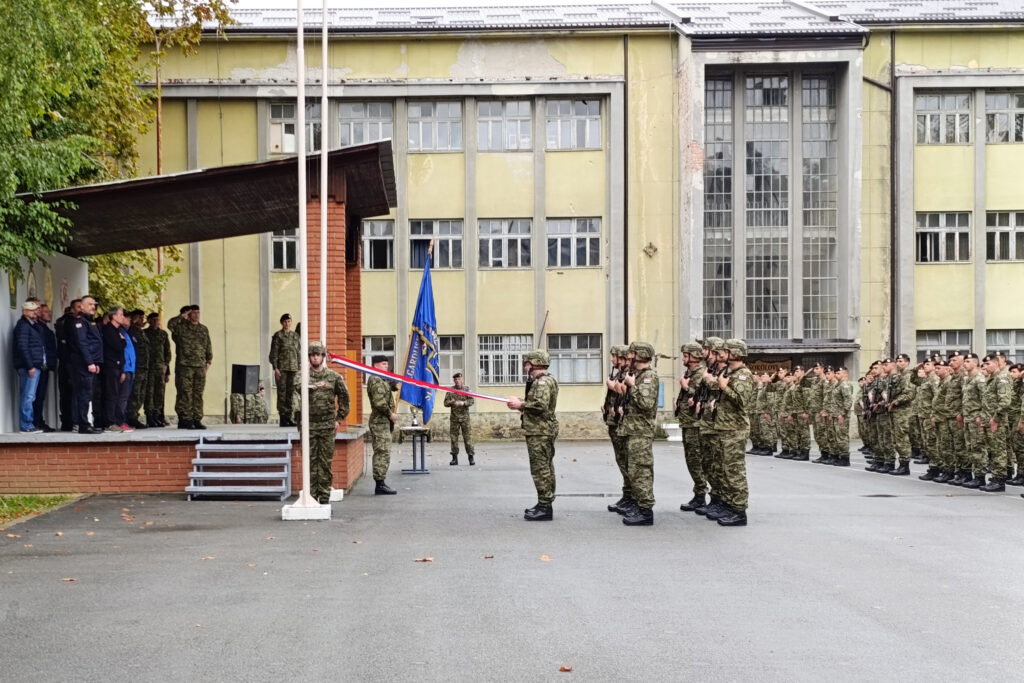 Slika https://www.morh.hr/wp-content/uploads/2024/10/2024-10-04-dan-sokolova-1024x683.jpg