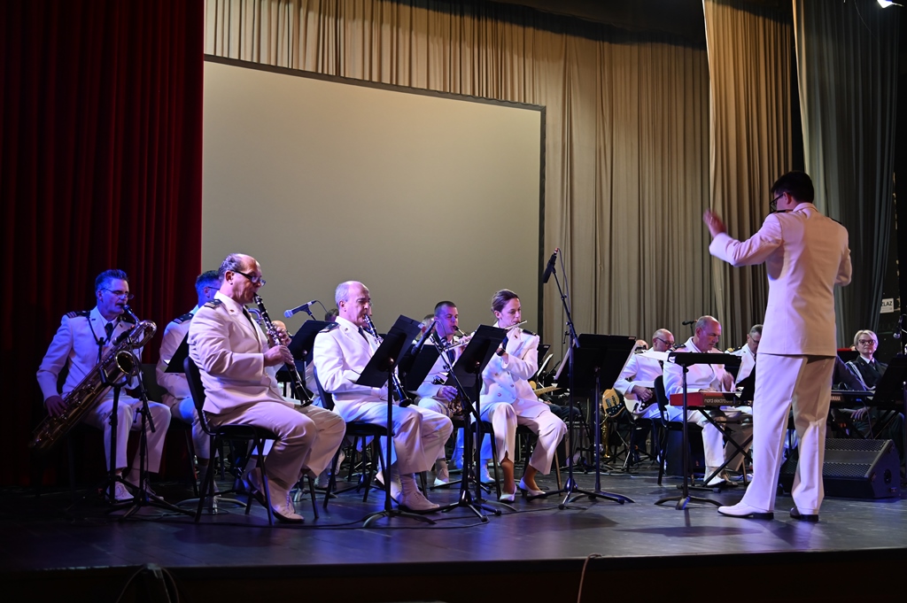 Slika https://www.morh.hr/wp-content/uploads/2024/11/2024-11-08-koncert.jpg