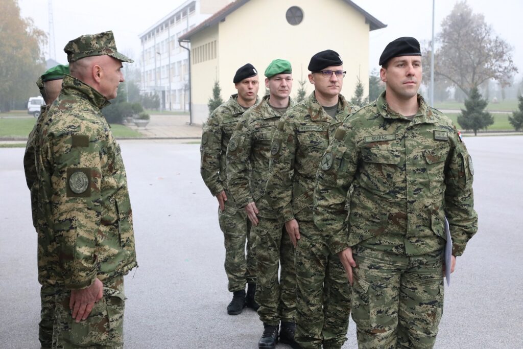 Slika https://www.morh.hr/wp-content/uploads/2024/11/2024-11-11-napredna-casnicka-izobrazba-1024x683.jpg