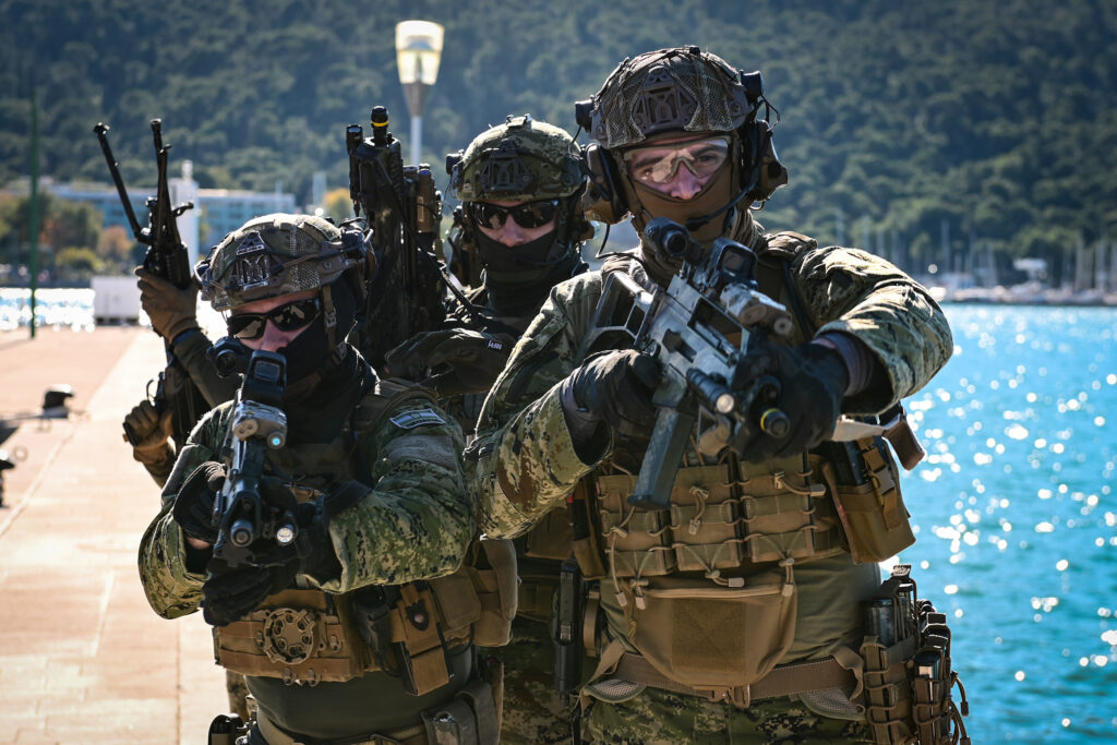 Slika https://www.morh.hr/wp-content/uploads/2024/11/2024-11-19-zss-n-1024x683.jpg