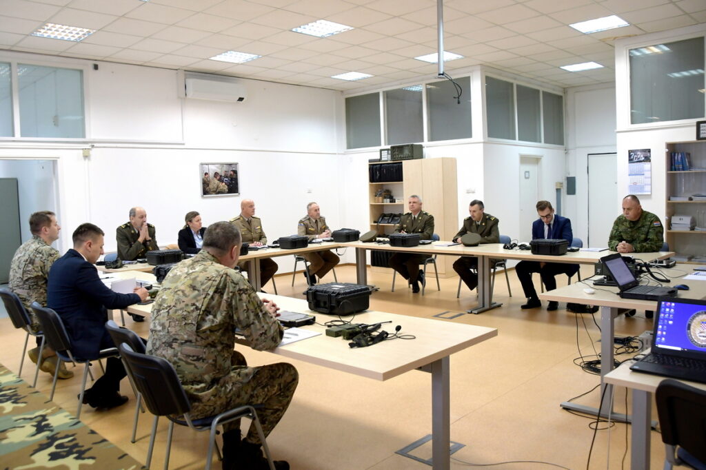 Slika https://www.morh.hr/wp-content/uploads/2024/11/2024-11-21-hvu-bih-1024x682.jpg