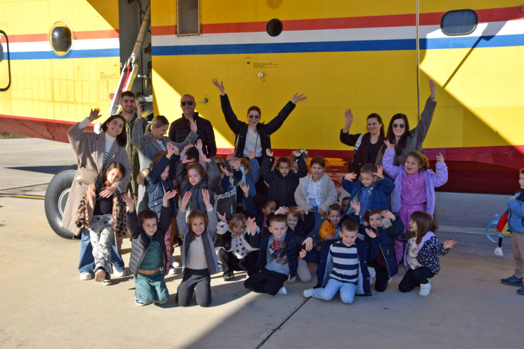 Slika https://www.morh.hr/wp-content/uploads/2024/11/2024-11-26-djecji-vrtic-gardelin-1024x683.jpg