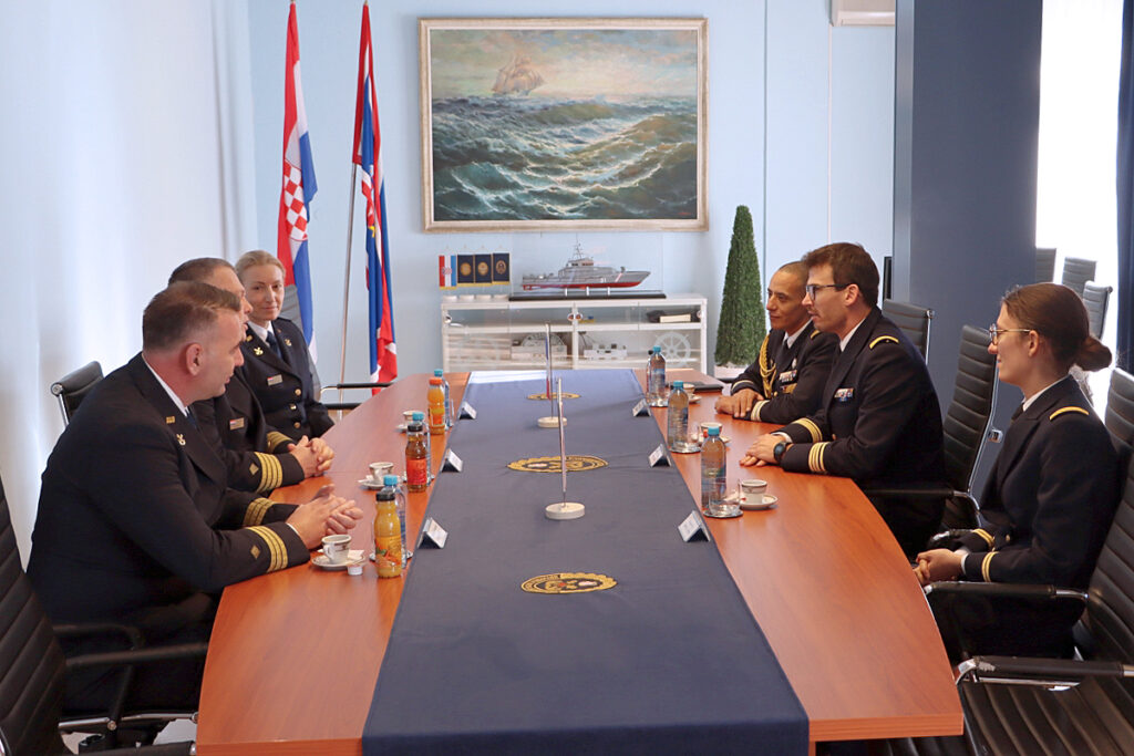 Slika https://www.morh.hr/wp-content/uploads/2024/11/2024-11-29-commandant-bouan--1024x683.jpg
