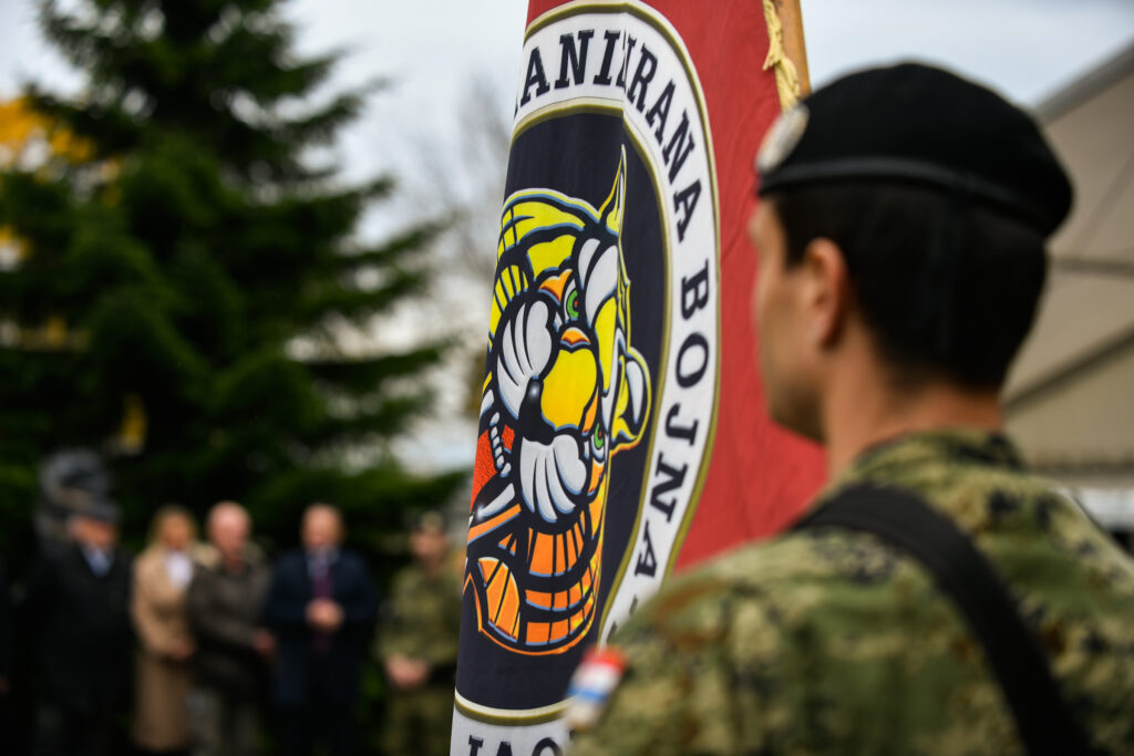 Slika https://www.morh.hr/wp-content/uploads/2024/11/zastava-1-mb-tigrovi-1024x683.jpg