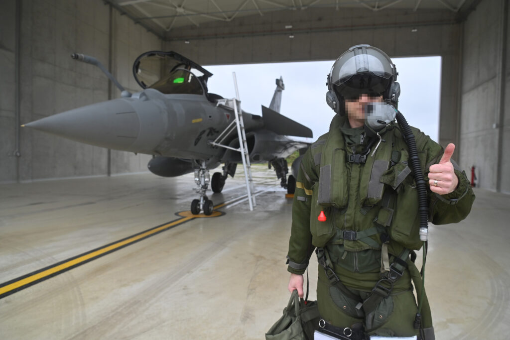 Slika https://www.morh.hr/wp-content/uploads/2024/12/2024-12-11-8.-rafale-1024x683.jpg