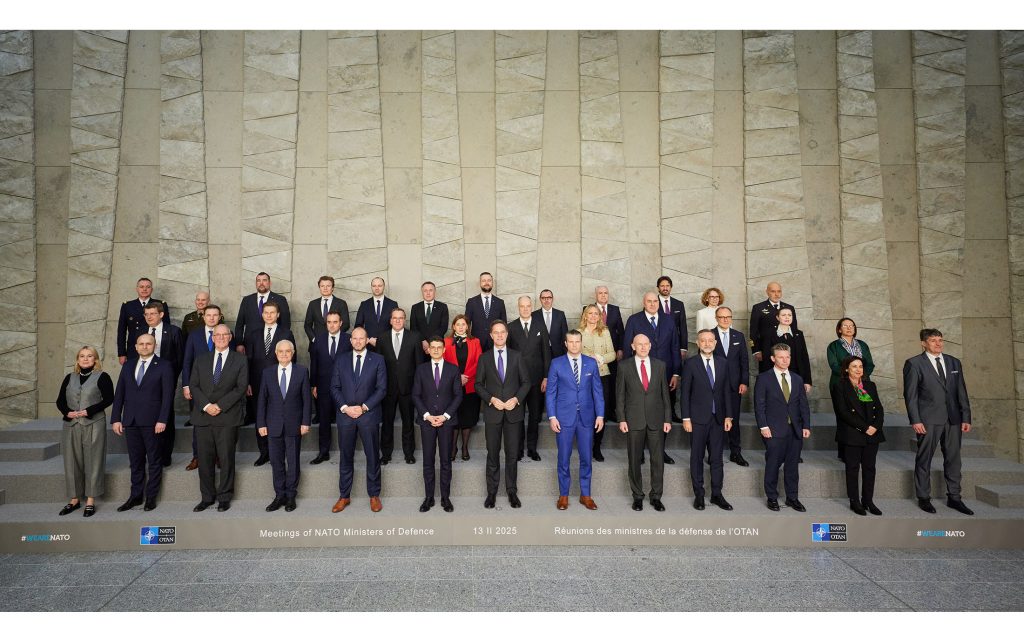 Slika https://www.morh.hr/wp-content/uploads/2025/02/2025-02-13-nato-ministarski-zajednicka4-1024x639.jpg