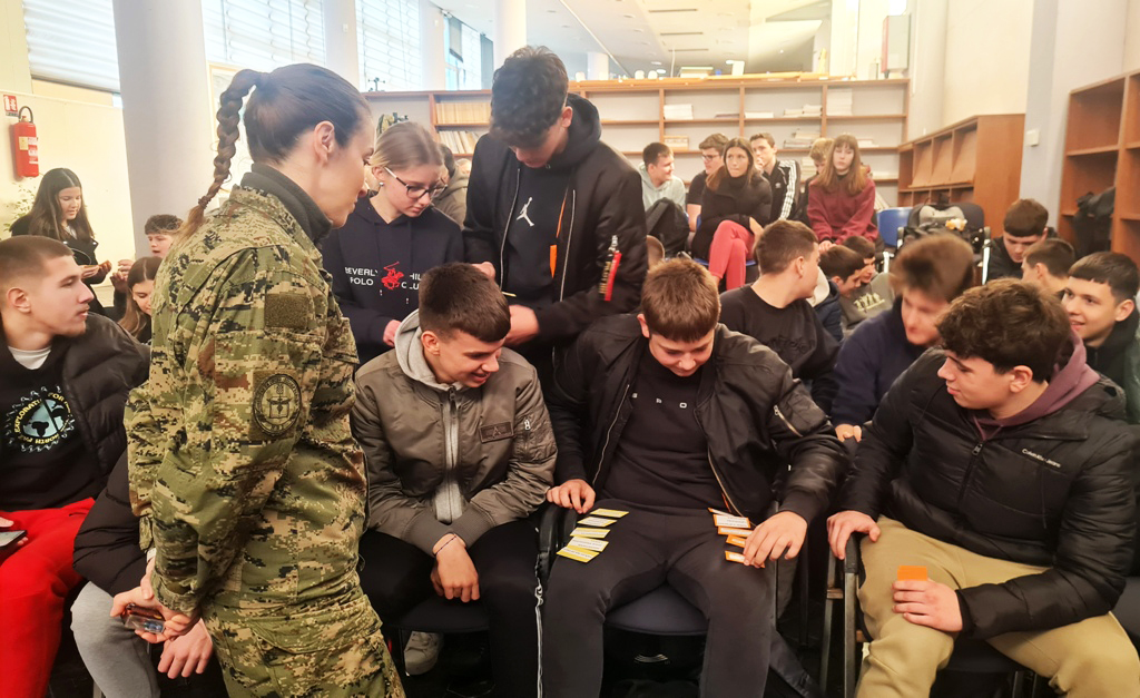 Slika https://www.morh.hr/wp-content/uploads/2025/02/2025-02-20-hrz-radionica-u-sklopu-tjedna-psihologije.jpg