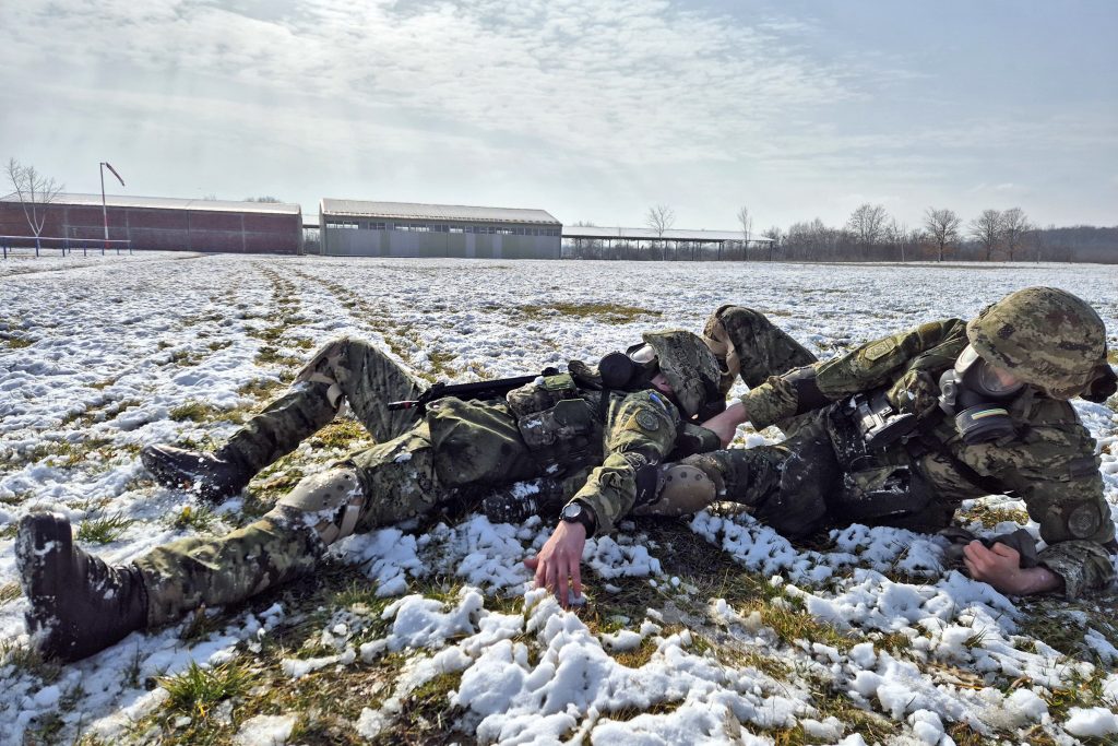 Slika https://www.morh.hr/wp-content/uploads/2025/02/2025-02-24-zimski-kampovi--1024x683.jpg