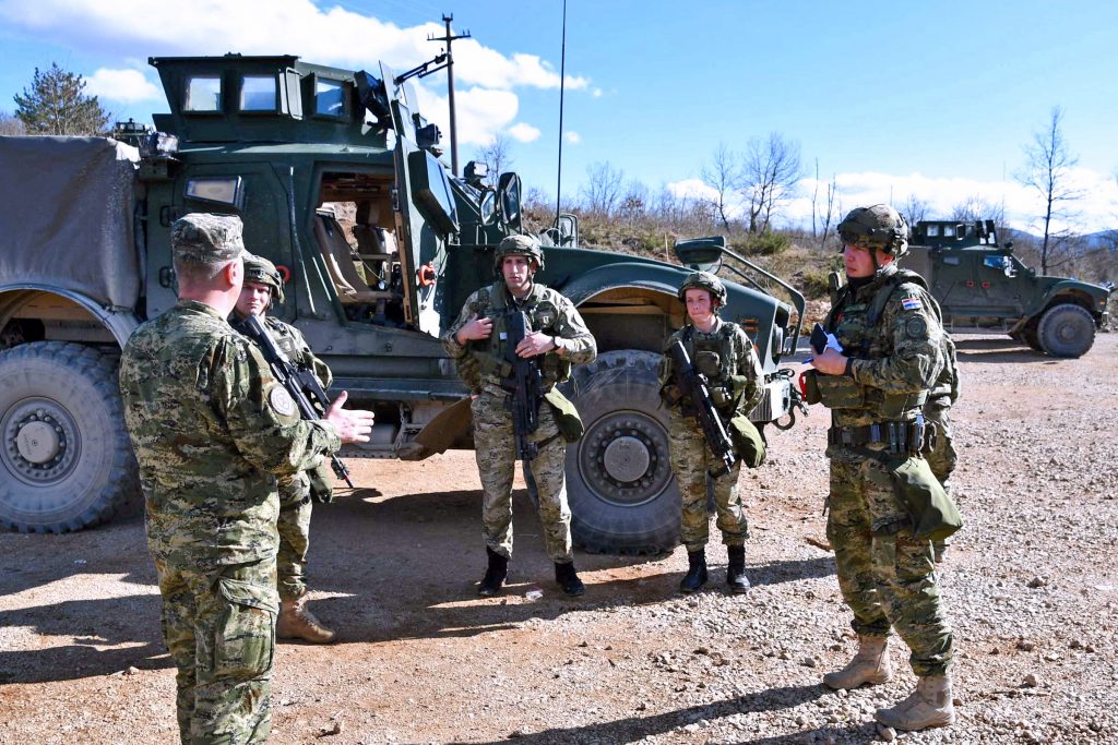 Slika https://www.morh.hr/wp-content/uploads/2025/03/2025-03-17-u-sbo-zavrsen-tecaj-za-motritelja-nadziratelja-1024x683.jpg