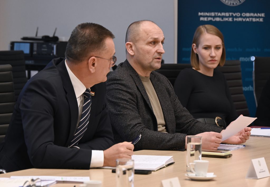 Slika https://www.morh.hr/wp-content/uploads/2025/03/2025-03-20-11-mo-hgk-07-1024x711.jpg