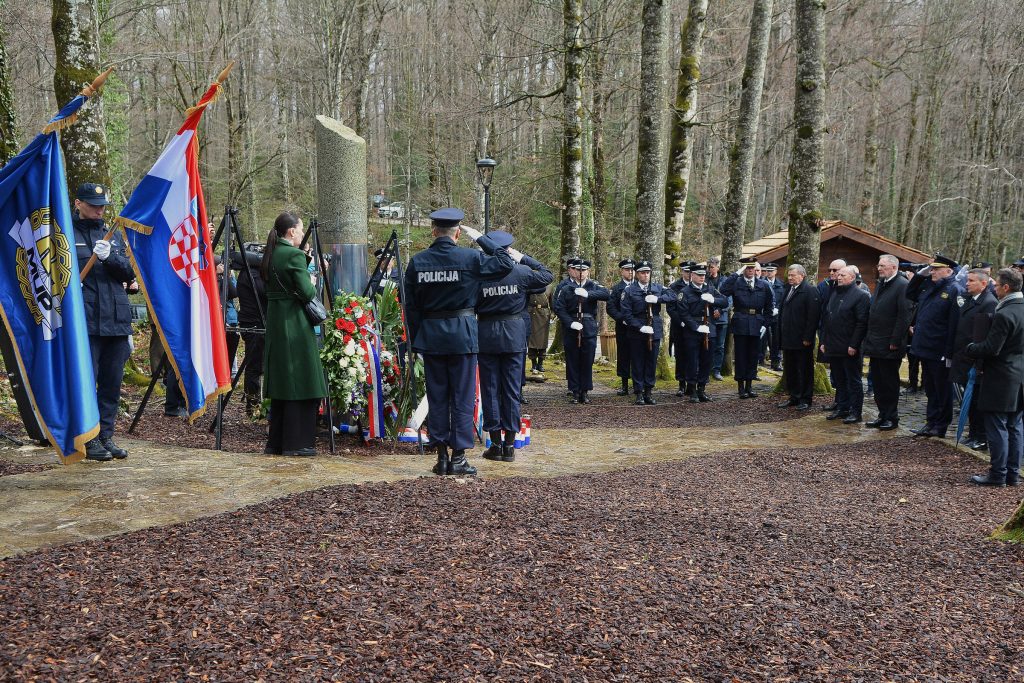 Slika https://www.morh.hr/wp-content/uploads/2025/03/2025-03-31-plitvice-1024x683.jpg