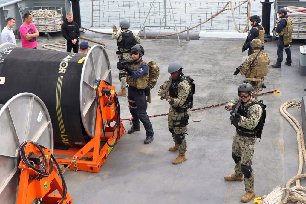 Slika https://www.morh.hr/wp-content/uploads/2025/04/2025-04-11-adriatic-partnership-miovbss-2025-1024x683.jpg