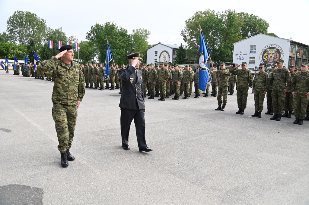Slika https://www.morh.hr/wp-content/uploads/2025/05/2025-05-07-23-obljetnica-zapovjednistva-za-potporu-.jpg
