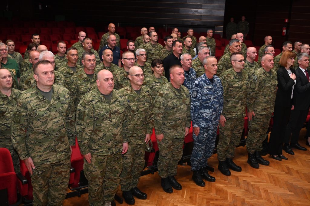 Slika https://www.morh.hr/wp-content/uploads/2025/05/2025-05-27-dan-hkov-1024x681.jpg