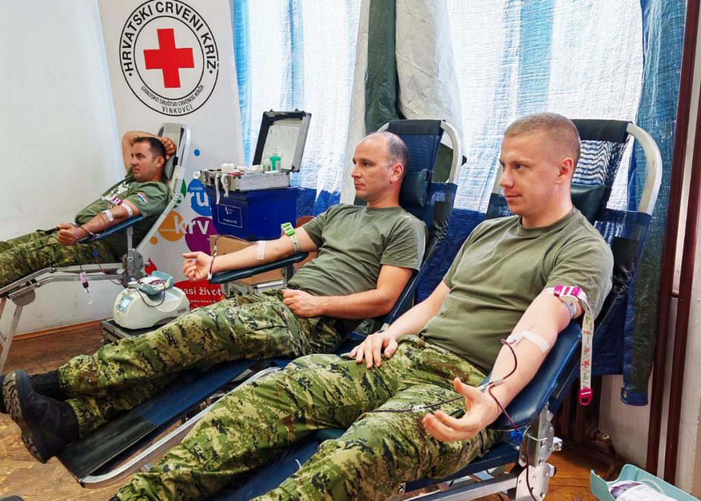 Slika https://www.morh.hr/wp-content/uploads/2025/06/2025-06-12-ddk-sokolovi-1024x732.jpg